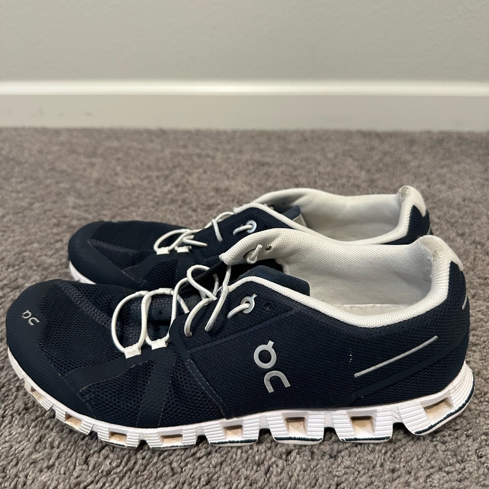 On Cloud Navy Sneakers